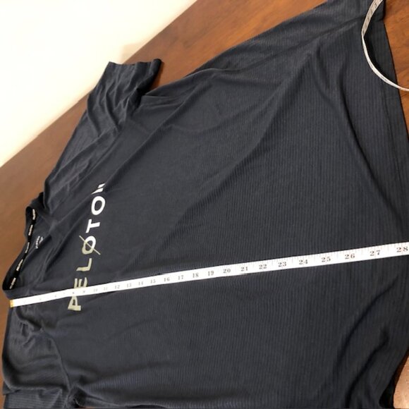 Peloton Lightweight Unisex T-Shirt Size L Pre-Owned - Picture 12 of 14